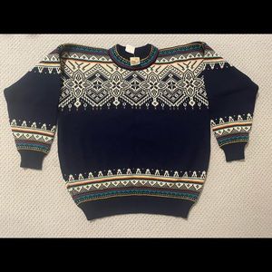 Dale of Norway navy wool sweater 90s